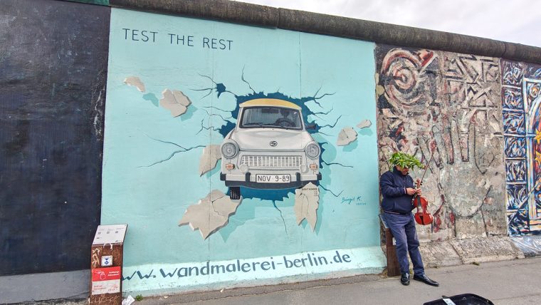 East Side Gallery, Berlin, Alemania